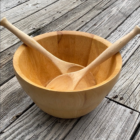 Wooden Salad Bowl with Thongs - Picture 13 of 16
